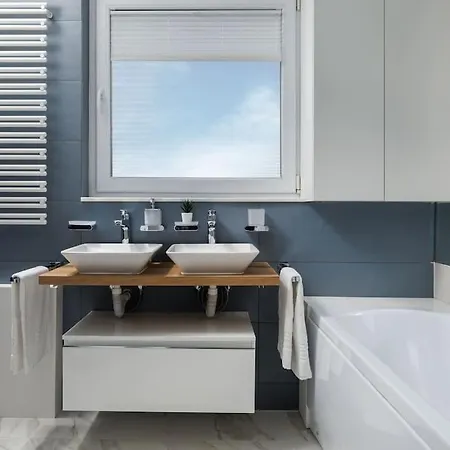 Skylark - Helsinki With Fireplace & View